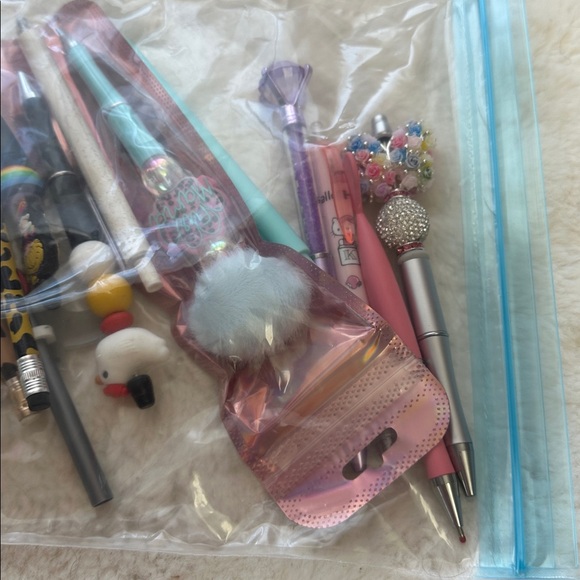 Pen bundle - Picture 2 of 2